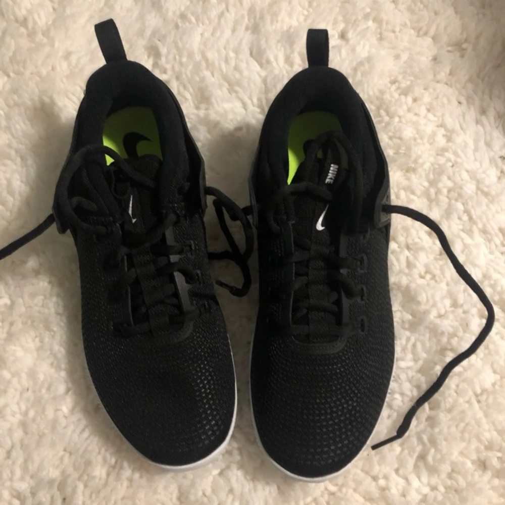 Nike volleyball shoes